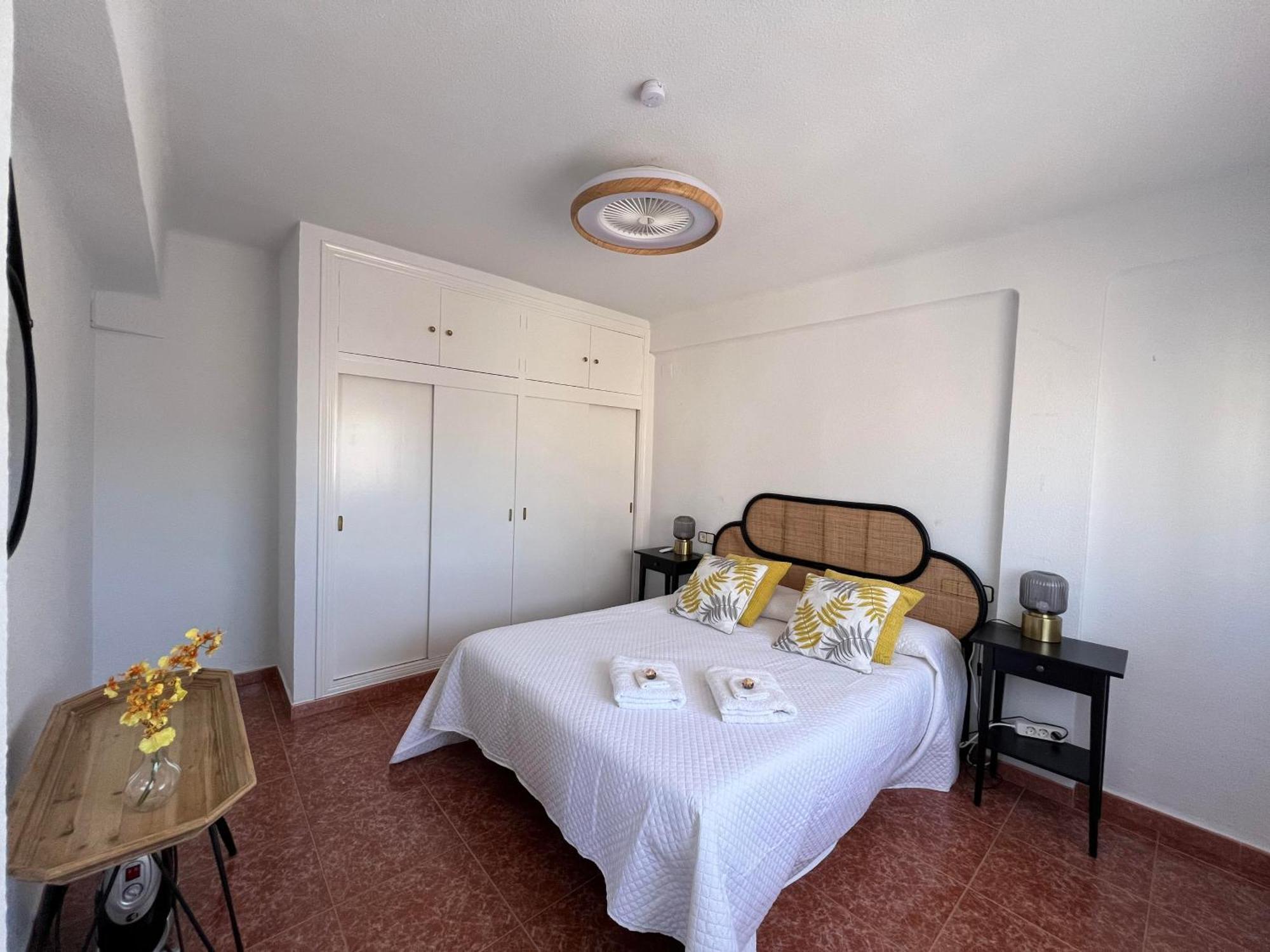 Gran Apartamento Con Parking Gratis Centro De Málaga Esterno foto