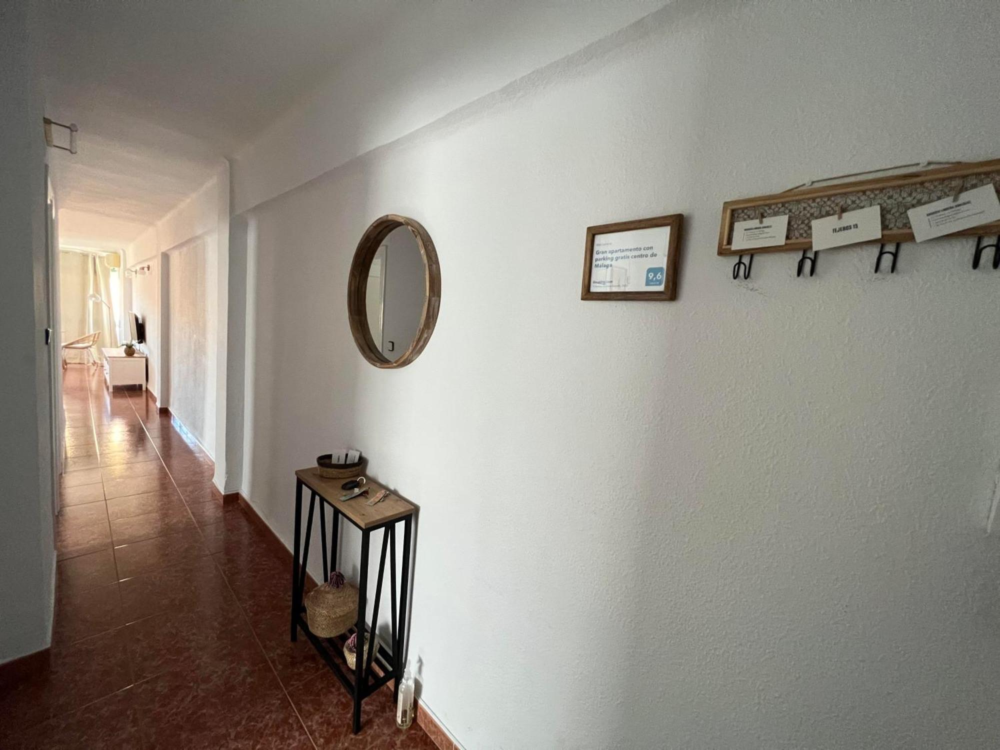 Gran Apartamento Con Parking Gratis Centro De Málaga Esterno foto