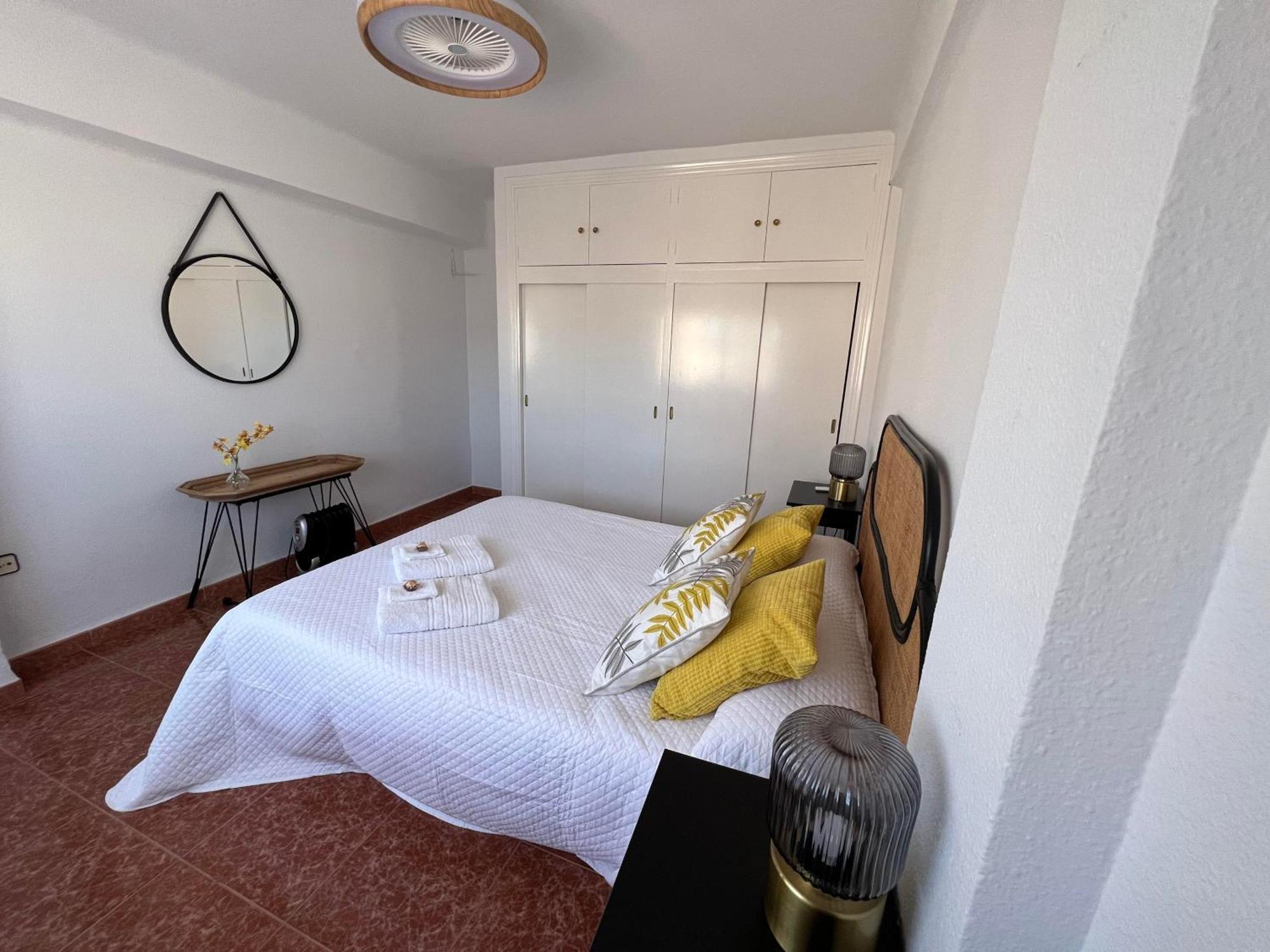 Gran Apartamento Con Parking Gratis Centro De Málaga Esterno foto